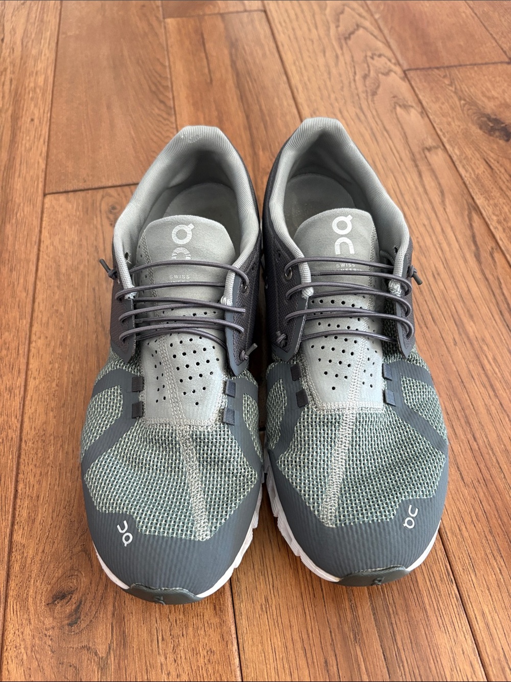 On Running Men’s Athletic Shoes — Gray and Charcoal